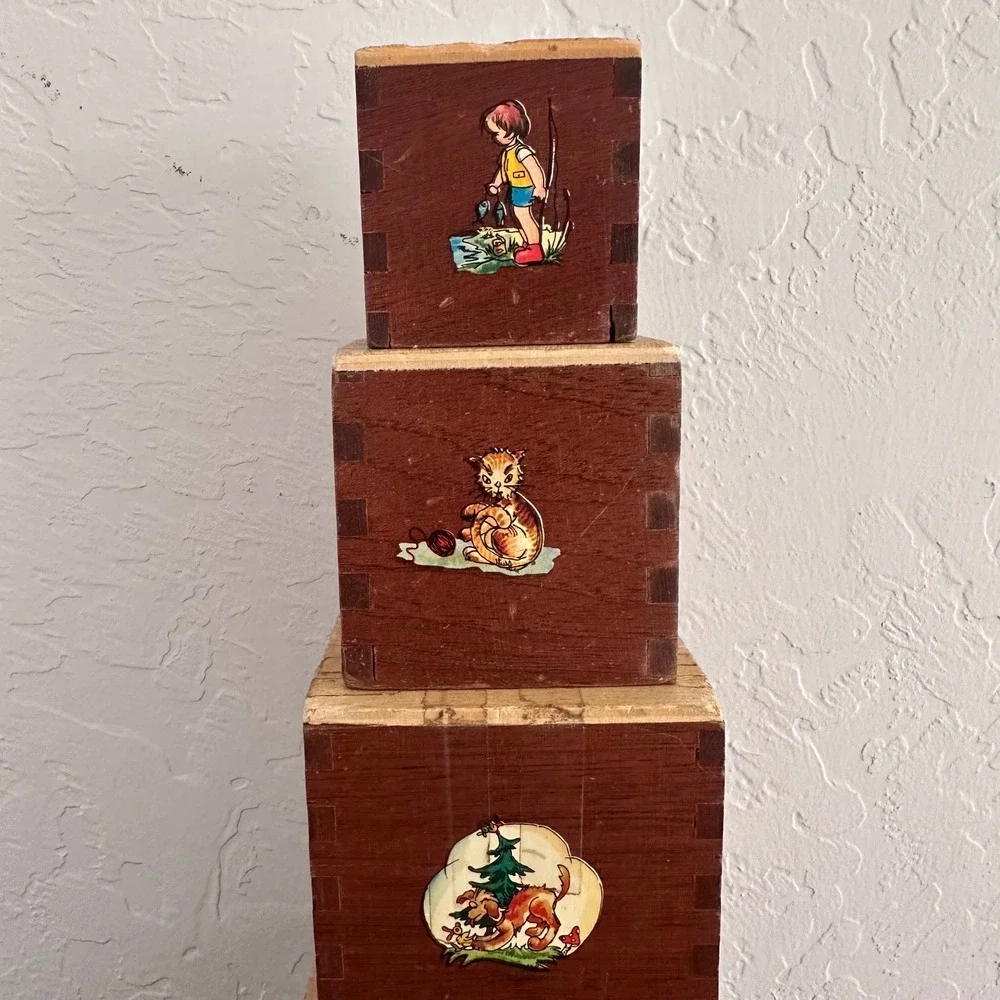 Vintage 30s 40s Wooden Stacking Toy Dovetail Primitive Folk‎ Art